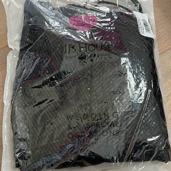 NEW!!! Maxi Dress V-Neck Sweep Train Sequined Evening Dress With Pleated - Picture 5 of 6